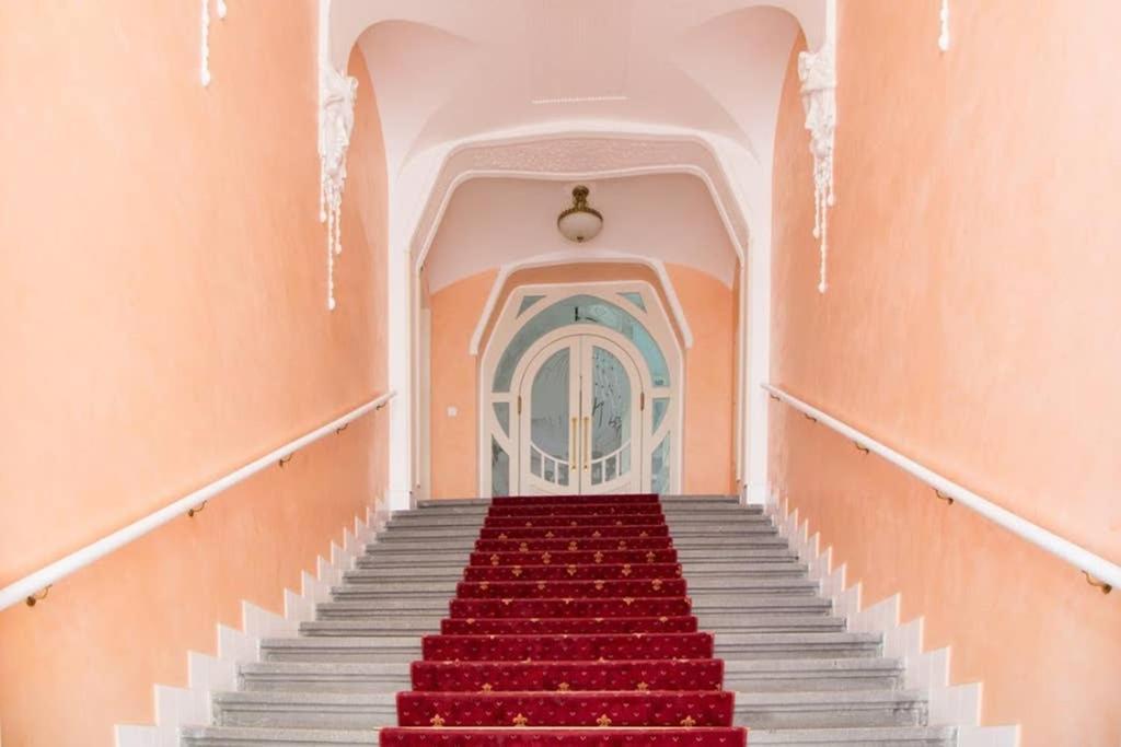 Design Studio Andel, All Historical Sights Walkable プラハ エクステリア 写真